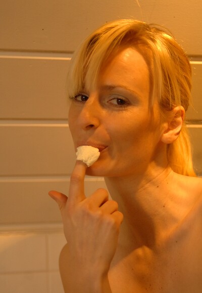 Katrina in Cream Cake from Breathtakers