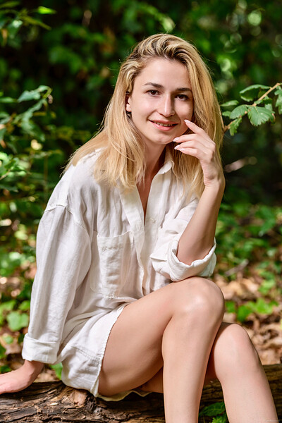 Susie in One With Nature from Erotic Beauty