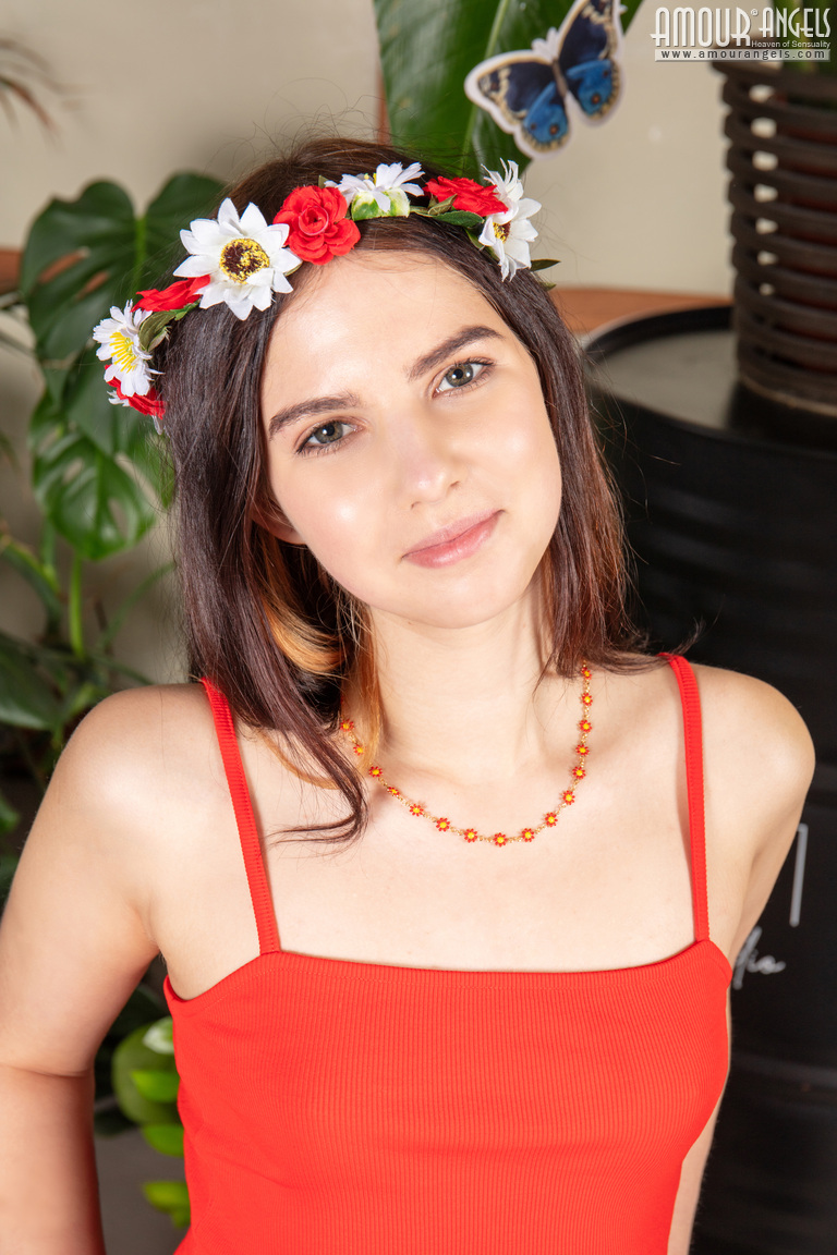 Agnesia in Amour Angels set Presenting Agnesia