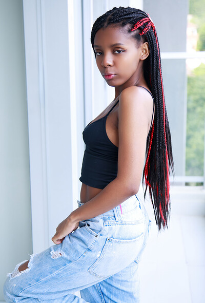Sukki T in Presenting Sukki from Metart