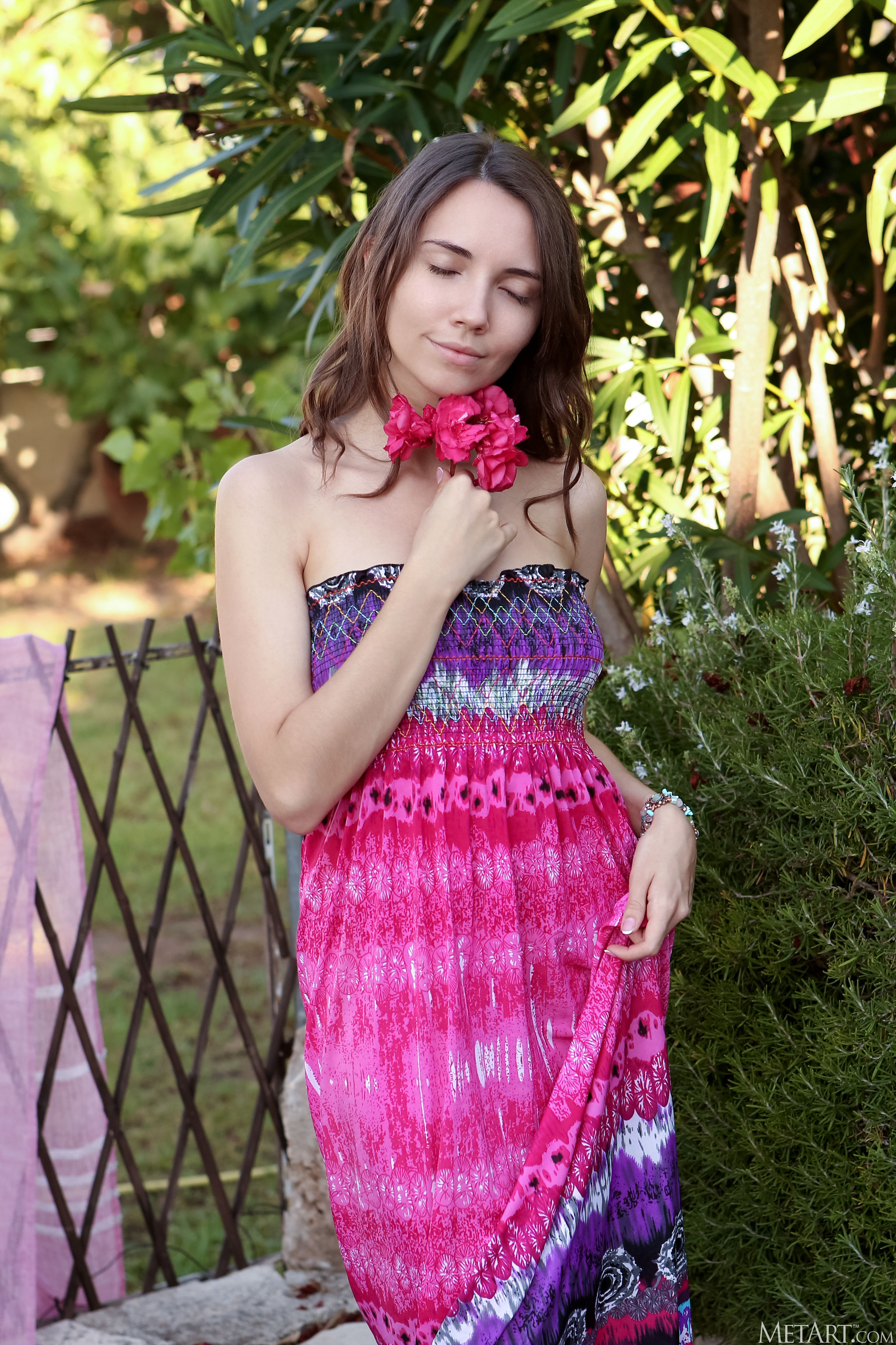 Danniela in Metart set Mesmeric Gaze