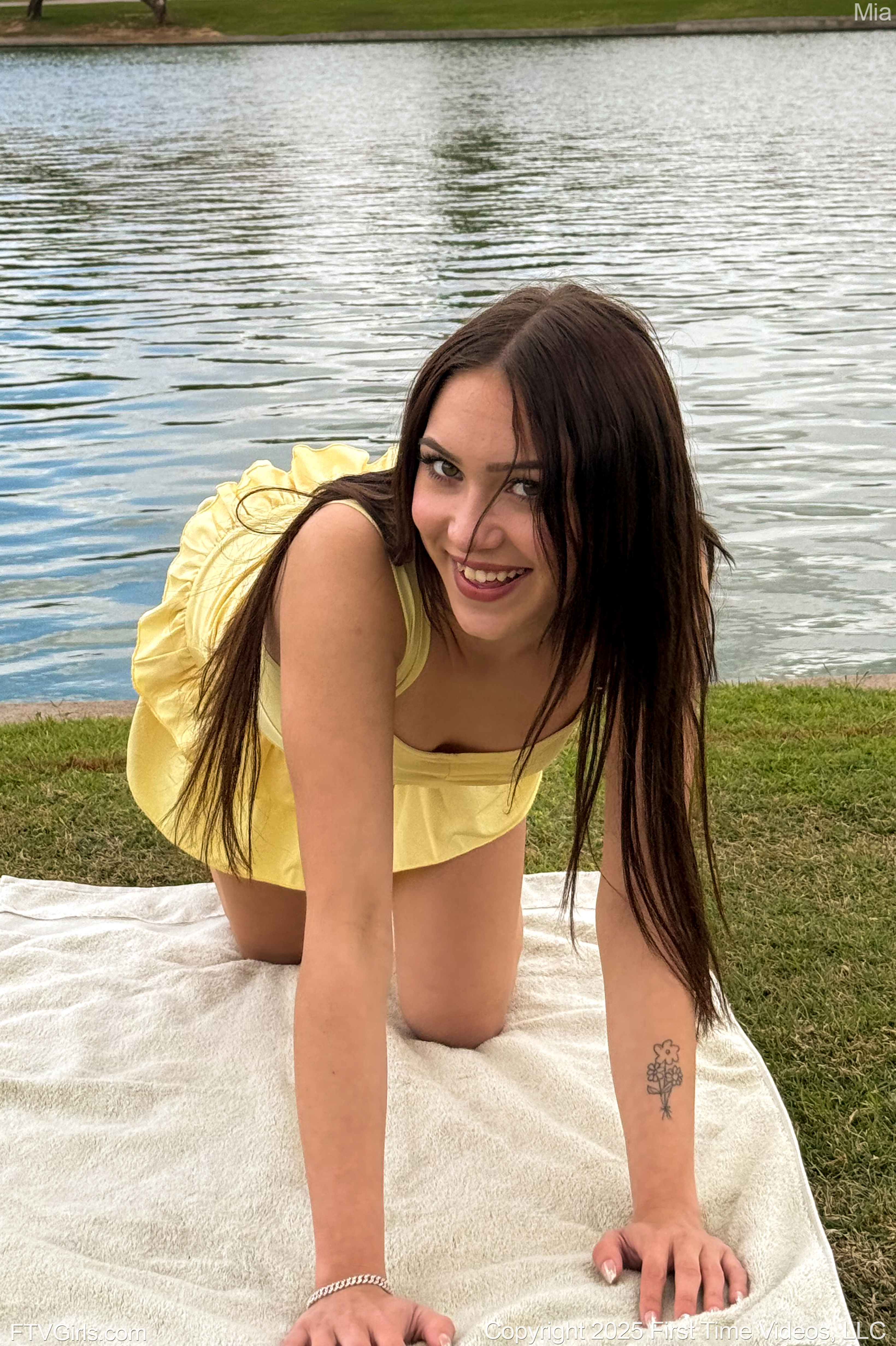 Mia in Ftv Girls set First Time Shoot