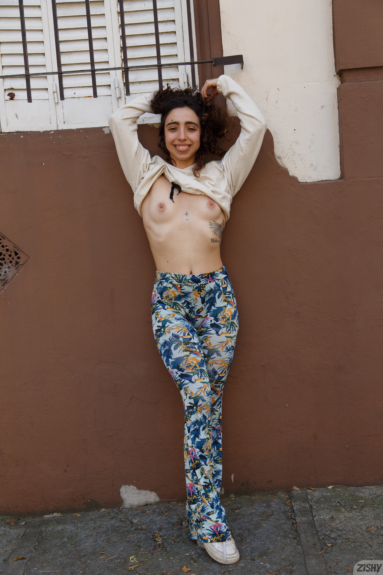 Emma Velazquez in Zishy set Gives Us Flowers