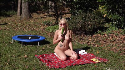Als Scan Madison Summers in Jumpstart BTS