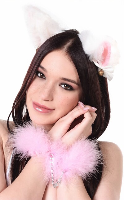 Wikki in Fluff Cuff from Istripper