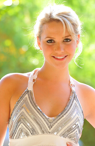 Jessica in Ftv Girls set In & Out Of Me