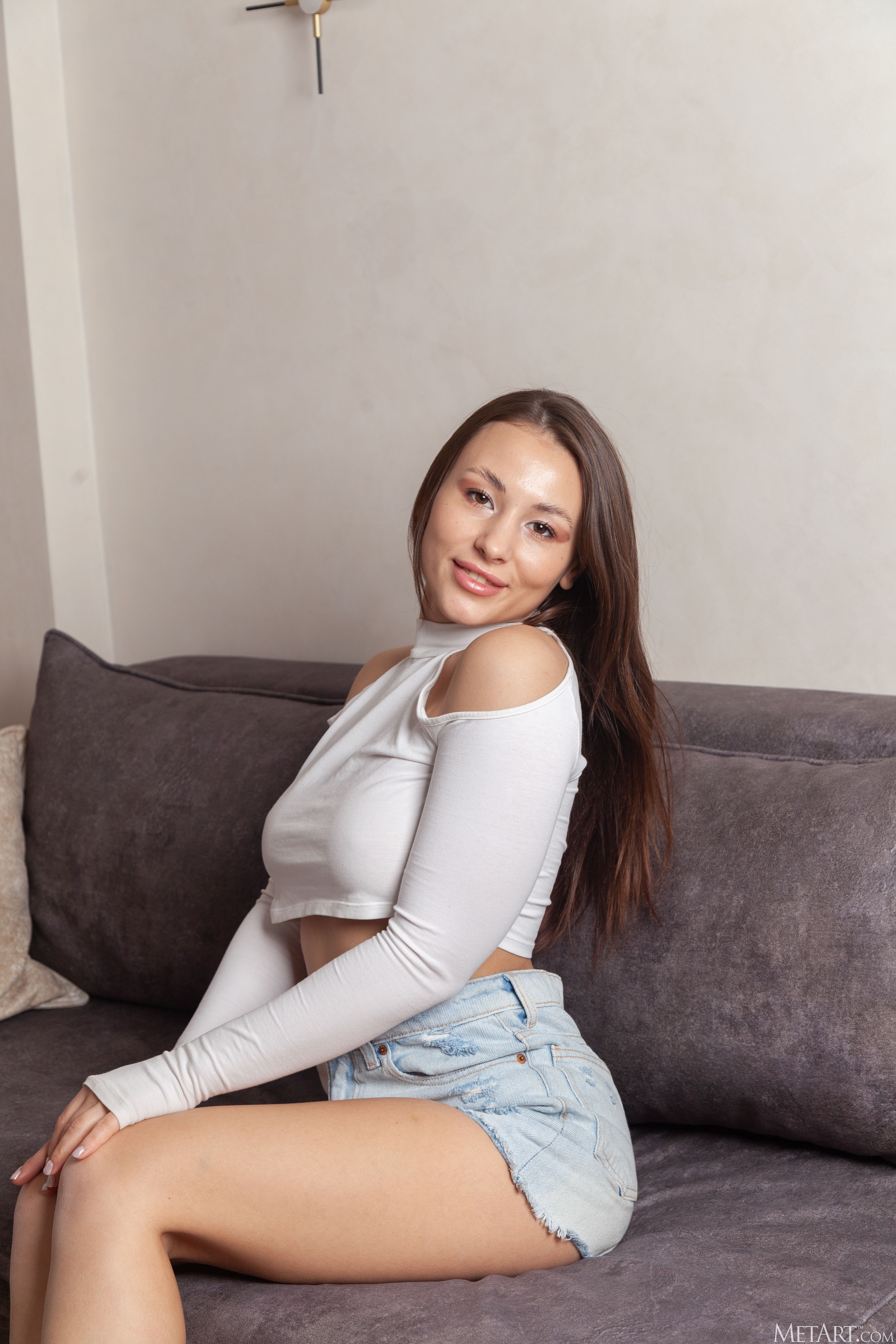 Sumiko in Metart set Tiger White