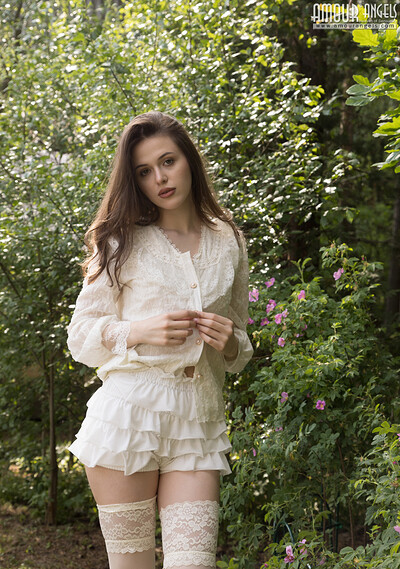 Adina in Amour Angels set Silent Garden