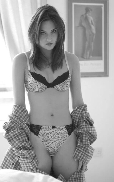 Charlotte in Chequered Cheek from Girlfolio