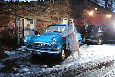 Lizzy in Oldtimer Volga Gaz 21 from Nude In Russia