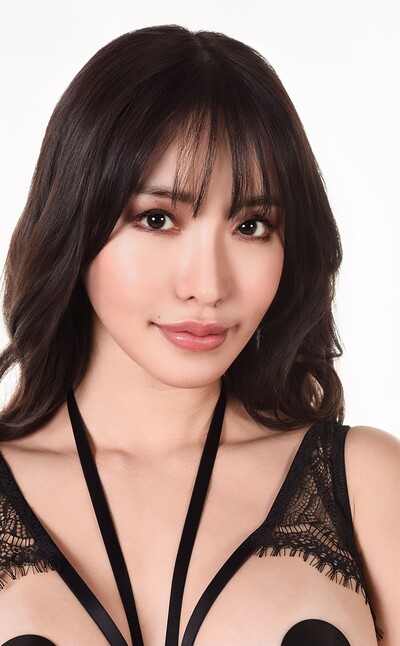 Reina Ohara in Unforgettable Night from Istripper