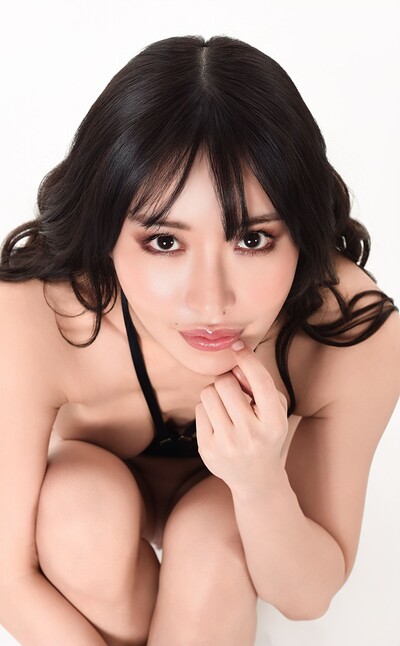 Reina Ohara in Istripper set Unforgettable Night