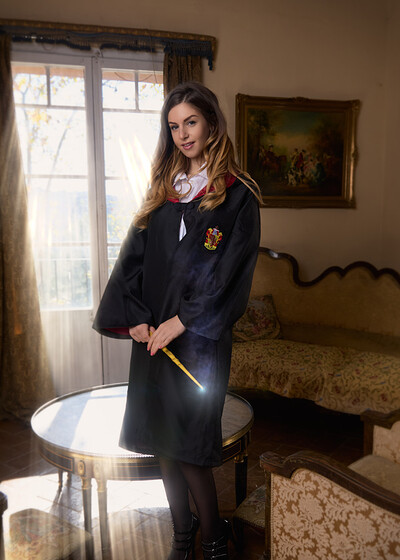 Stella Cox, in Harry Potter cosplay, gives perfect blowjobs and rides cock.
