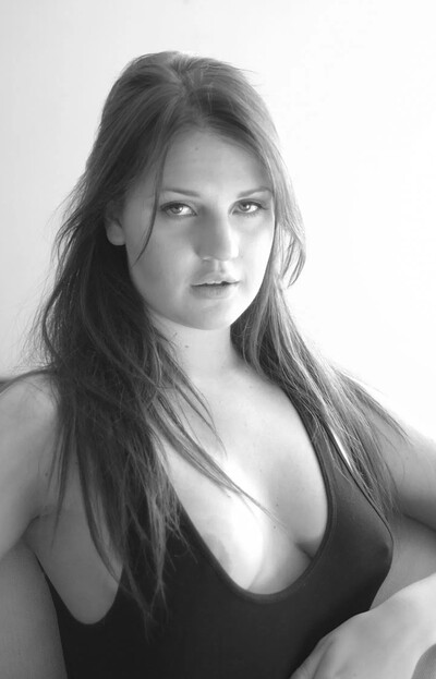 Naomi Raine in Folio Shoot from Girlfolio