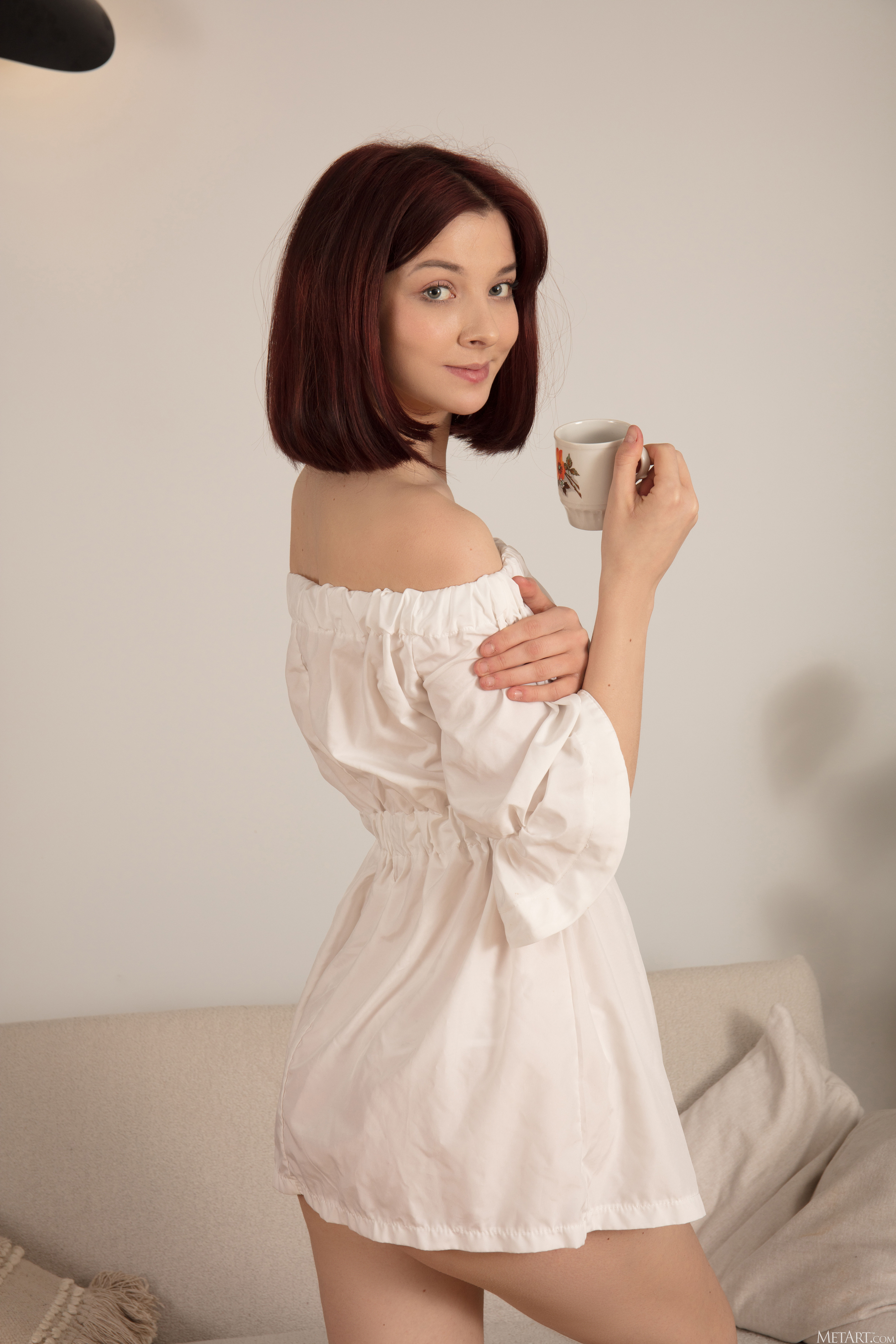 Hannah Everly in Metart set Presenting Hannah Everly