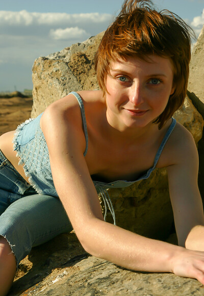 Dione N in Dione Giant Rocks from Stunning 18
