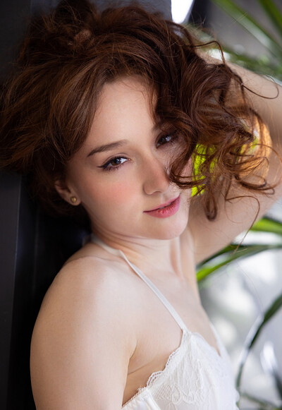 Alice Mido in Femjoy set Dreamy
