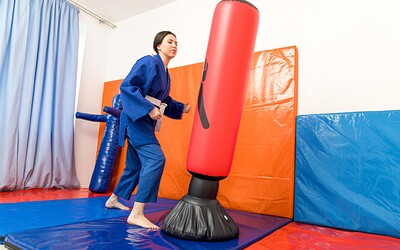 Katy Zachry in Katy Turns Judo Practice Into Playtime from Club Sweethearts