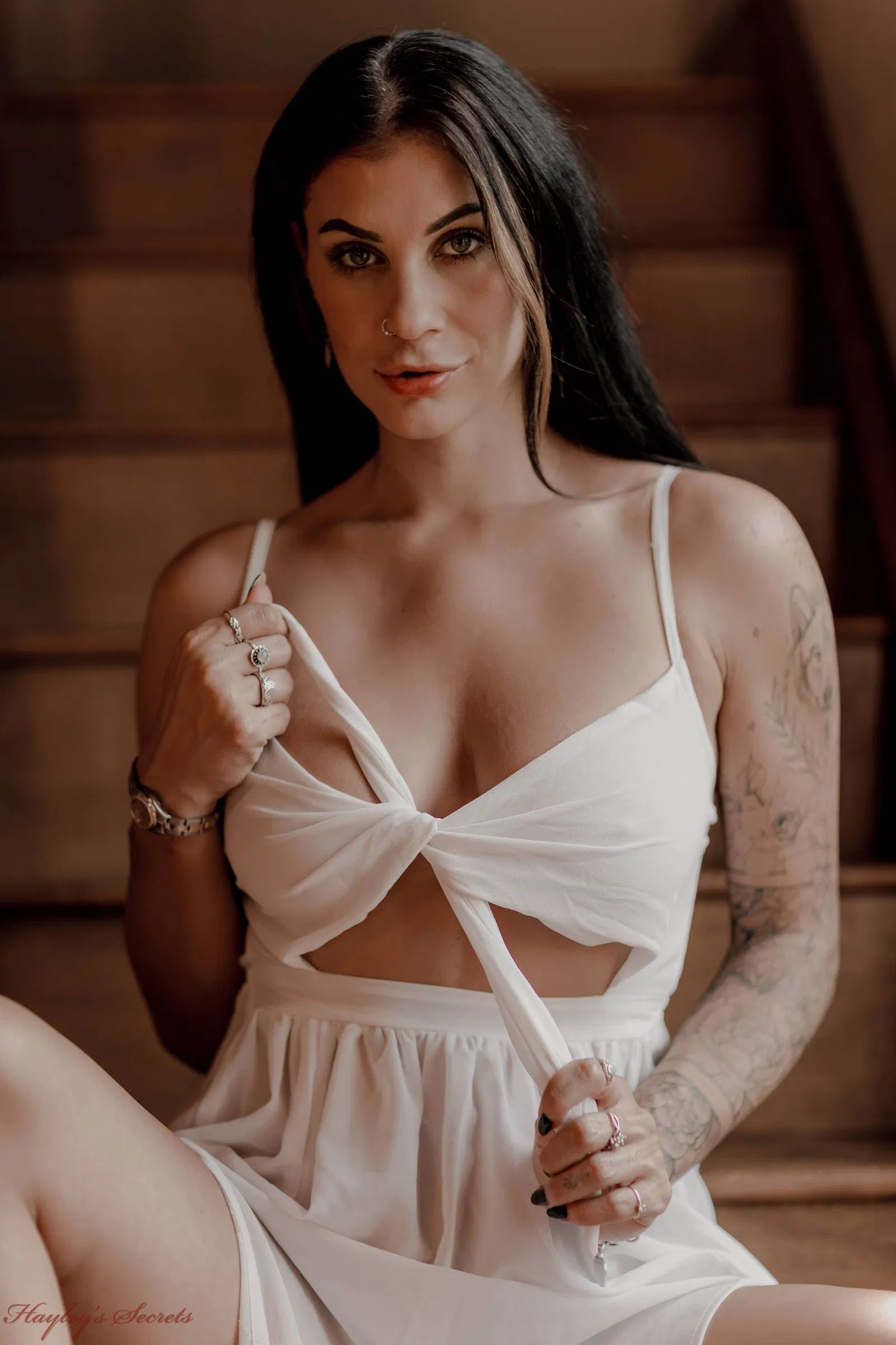 Roxy Mendez in Hayleys Secrets set Catching The Light