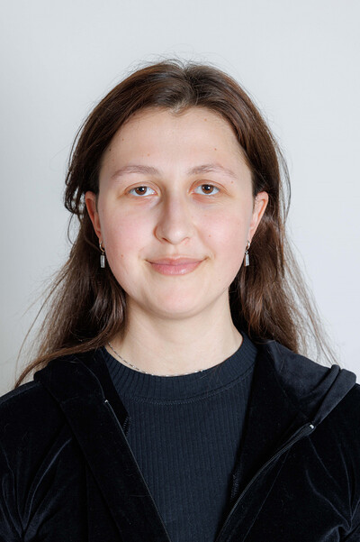 Kima Kiss in Casting from Test Shoots