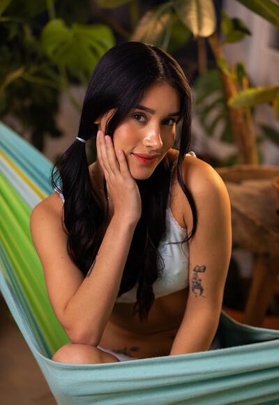 Carolina Guerrero in Femjoy set Hammock