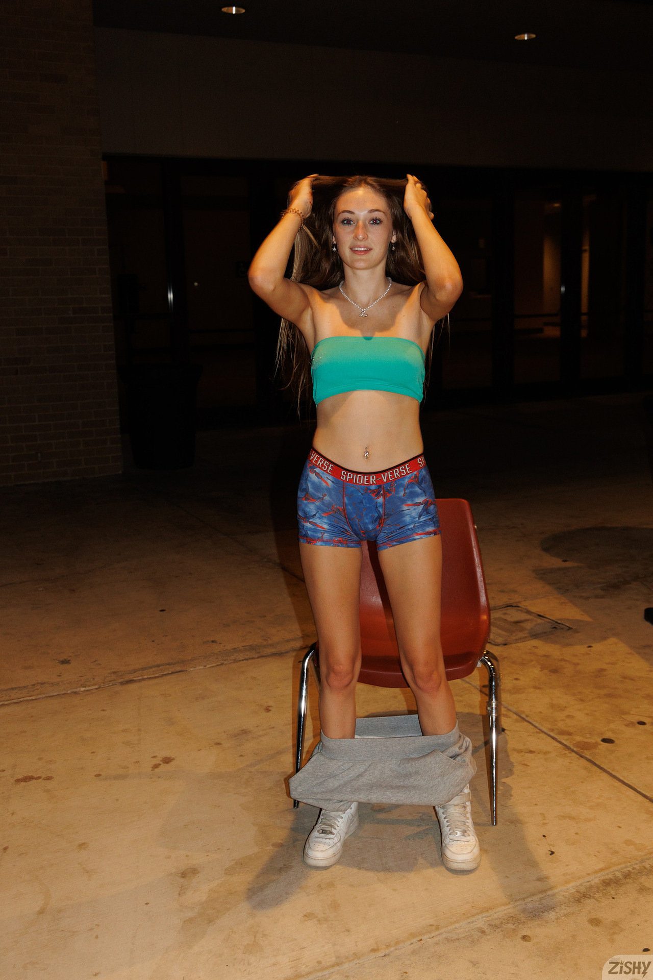 Skyla Kirch in Zishy set Supercharger 1