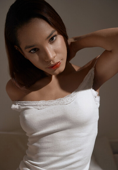 Ciankis in White Dress from Teen Dreams