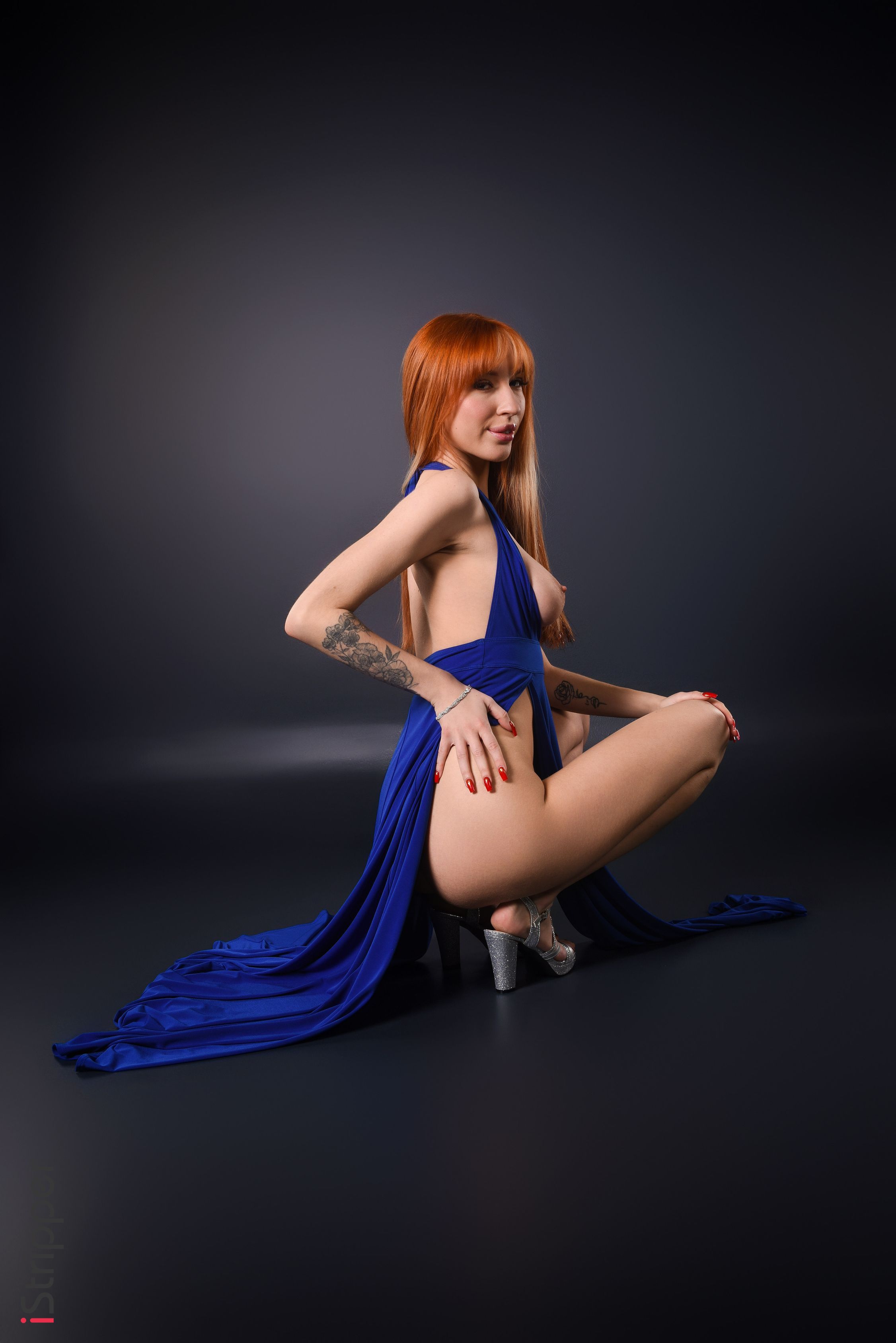 Lilly Mays in Istripper set Blue On Red