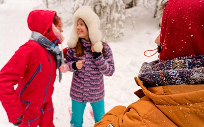 Vivi Ginger and Kate Rose in Frosty Sweethearts 2/3 from Club Sweethearts