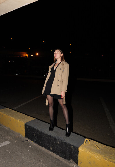 Sayah Heaney in Zishy set Wine Works 1