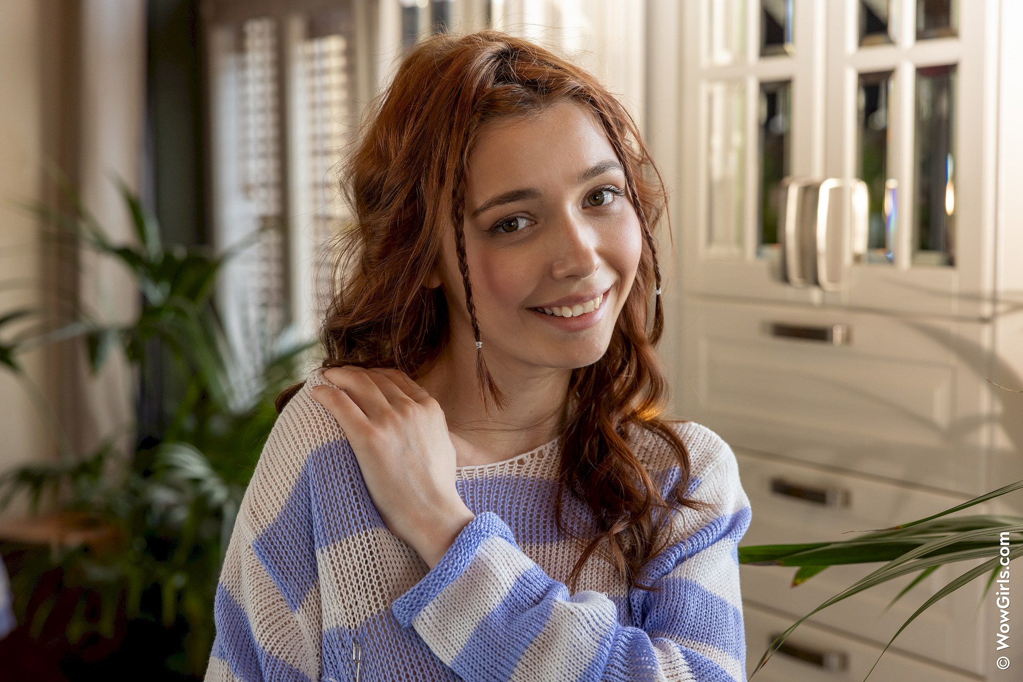 Mila Azul in Wow Girls set Chasing Attention