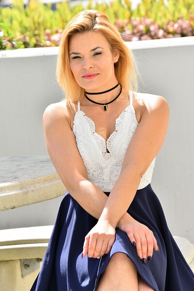 Blaten in Twirl In The Sun from FTV Milfs