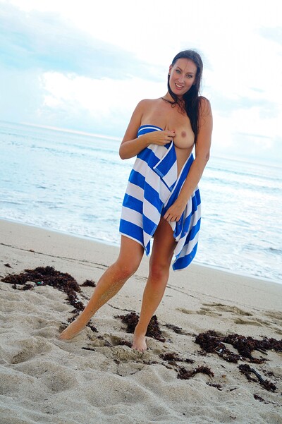 Tiffany in A Sandy MILF from FTV Milfs