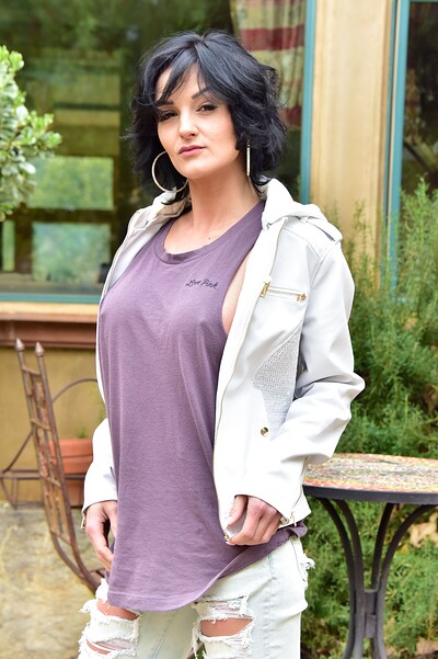 Taylor in Showing Em Off from FTV Milfs