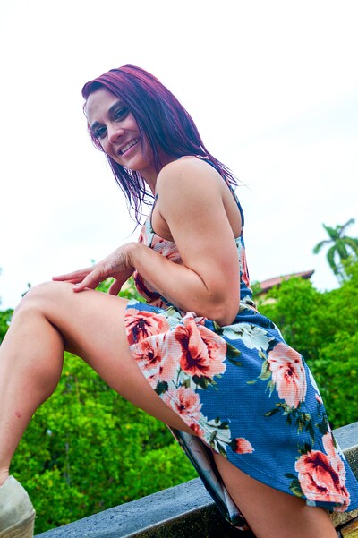 Maria in Fun Flowery Finale from FTV Milfs