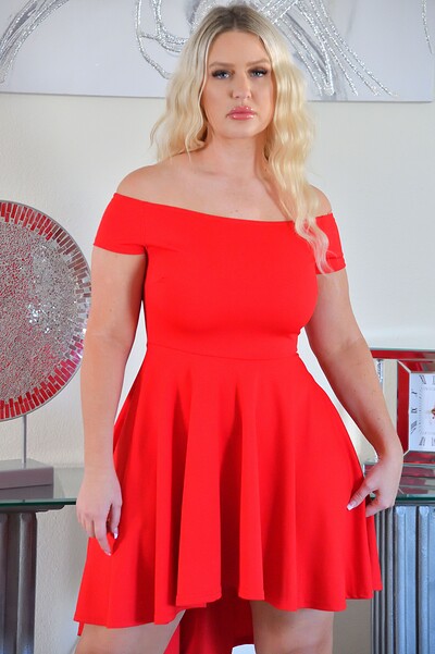 Jenna in Beauty In Red from FTV Milfs