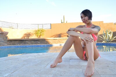 Xochi in Water Splashing Finale from FTV Milfs