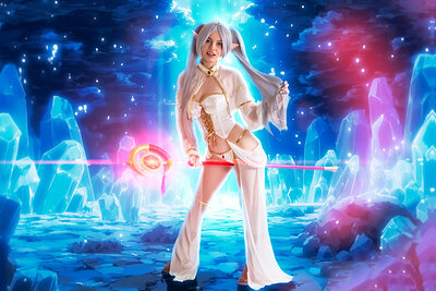 VR Cosplay X Silvia Wise in Beyond Journey’s End Frieren