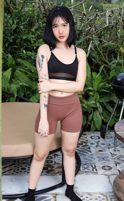 Lilith Cary in Stretch Me from Nubiles