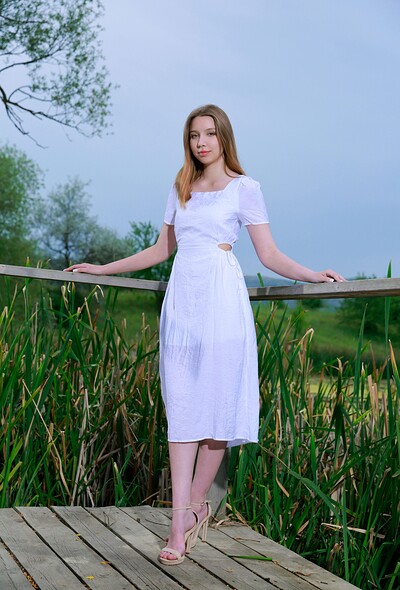 Estella in Metart set Simply Summer
