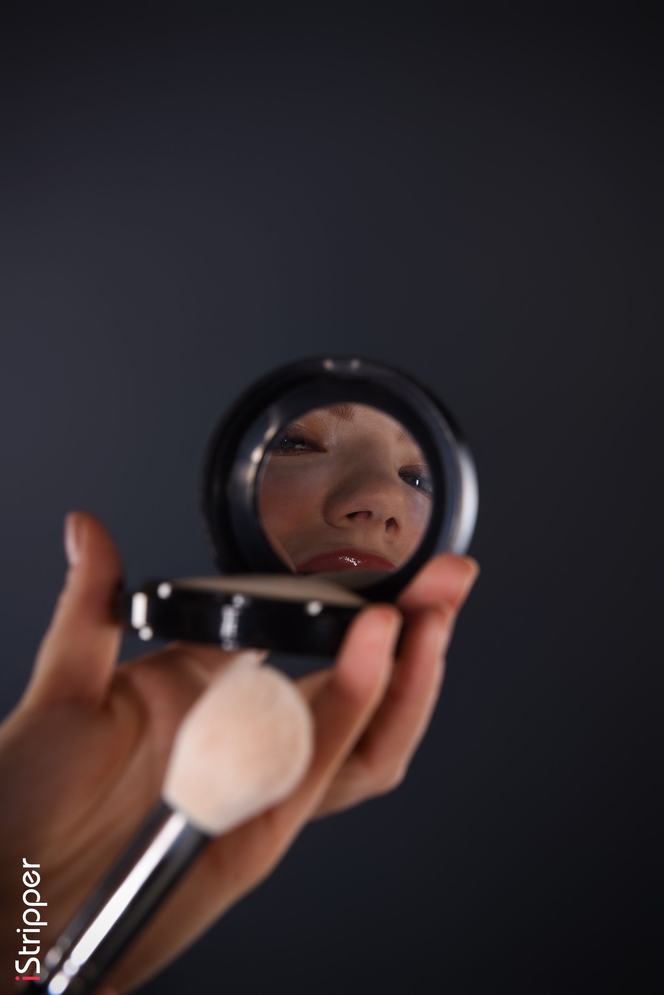 Toree in Istripper set My Make-up Routine